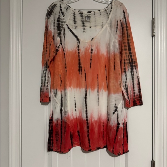 Mind Set by XCVI Tops - Tie-Dye V-Neck Top